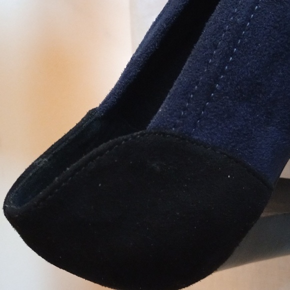 IMPO STRETCH BLACK/BLUE SUEDE HIGH HEELED SHOES. SZ 7 1/2.  EUC - Picture 10 of 11